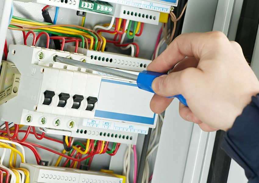 Elektroinstallation/-technik